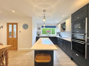 Photo 23- click for photo gallery